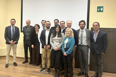 I neo dottori di ricerca e insieme con il coordinatore del dottorato Carlo Vancheri e i tutor
