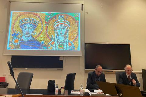 Un momento dell'intervento dei docenti Gioacchino Strano dell’Università di Catania e Paolo Cesaretti dell’Università di Bergamo