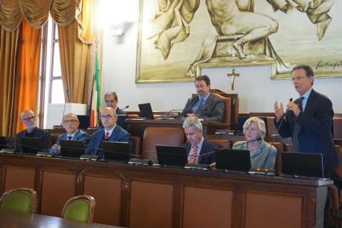Un momento dell'intervento del rettore Francesco Priolo