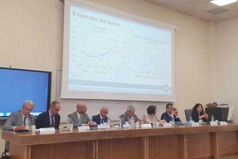 Il tavolo dei relatori