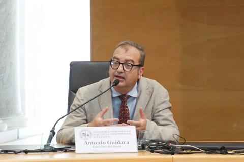 Il prof. Antonio Guidara