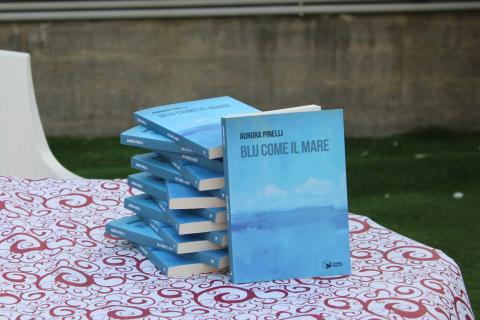 Blu come il mare