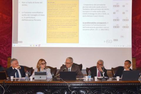 Il tavolo dei relatori