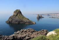 Isola Lachea e Faraglioni dei Ciclopi di Aci Trezza