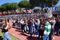 Studenti ballano sulla pista del Cus