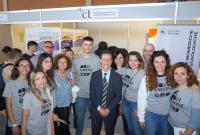 Lo stand del Dipartimento di Scienze Biomediche e Biotecnologiche