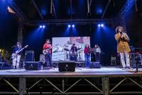 Gli Spill Over sul palco di piazza Duomo per il concerto del Carnevale di Acireale