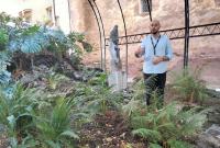 Un momento della visita nella serra dell'Orto Botanico