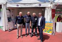 Il rettore in visita allo stand della Protezione civile